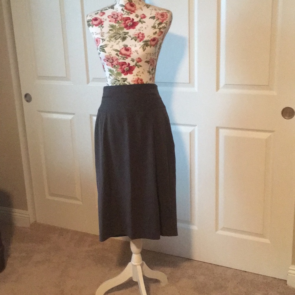 Dark gray pencil skirt